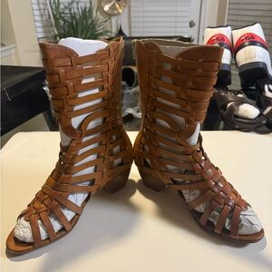 Everybody Natural Vegetable Leather Woven Boot Sandal Size 39 M
